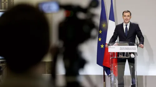 Covid-19 : rappel vaccinal pour tous, durée de validité des tests,...